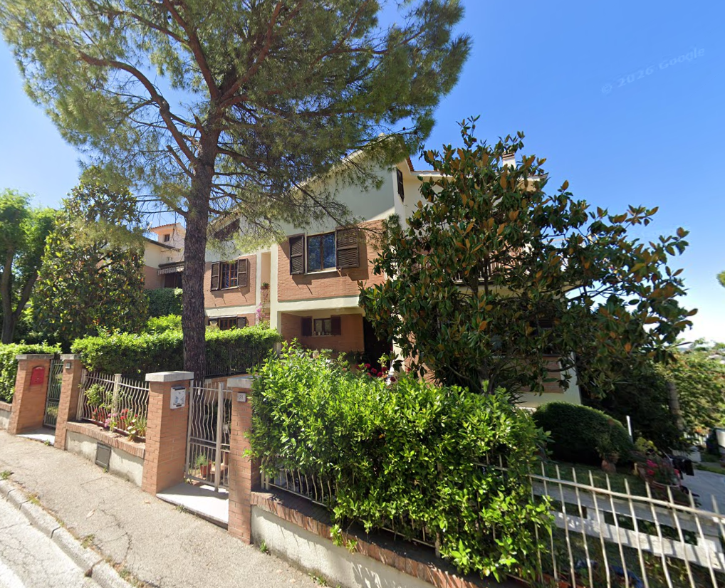 LADRI IN CAMERA DA LETTO MA IN LIBERTA': LA BEFFA DELLE TELECAMERE MUTE