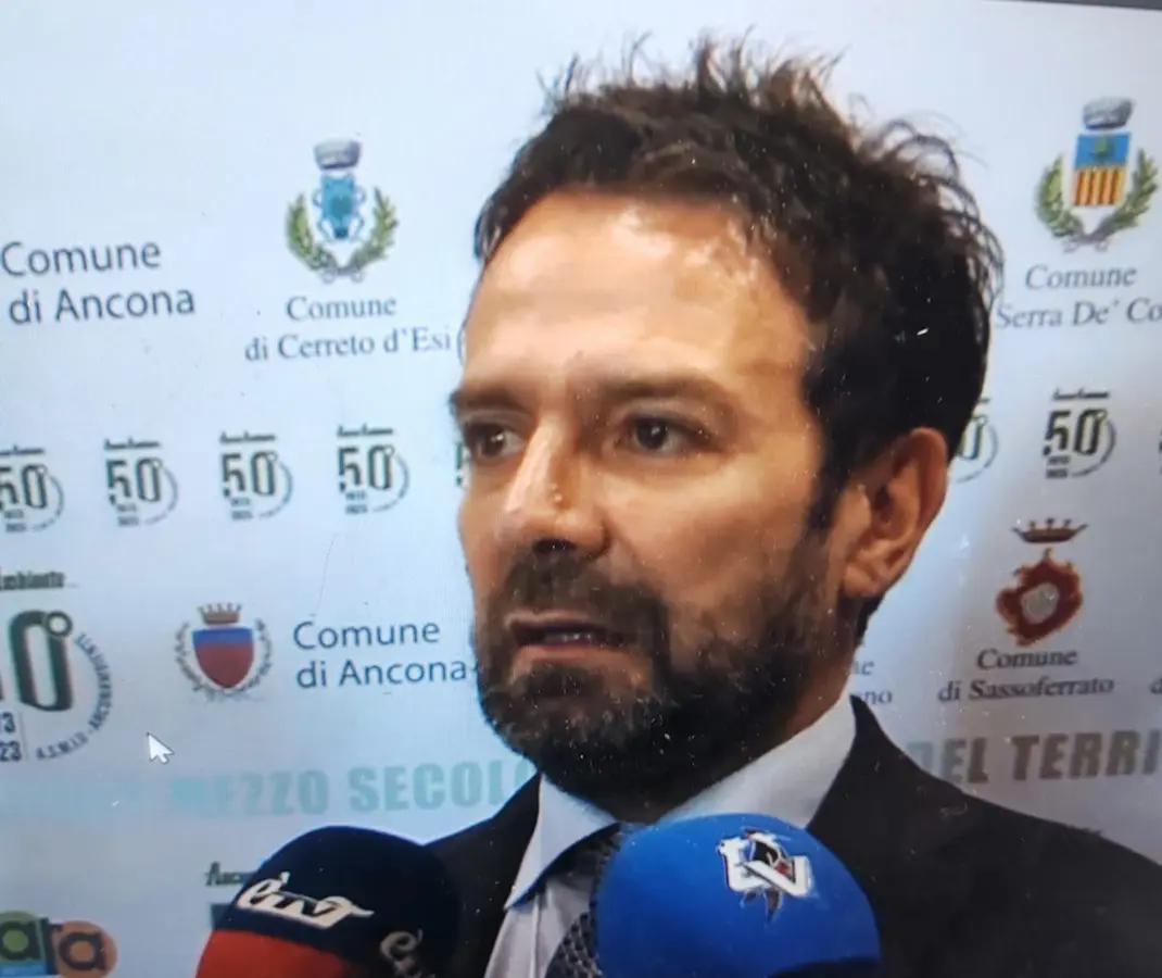 CARNEVALI CADE DALLE NUVOLE: "MAI UN ALLARME, HO MANDATO PURE I MIEI FIGLI AL FARFALLEGRE"