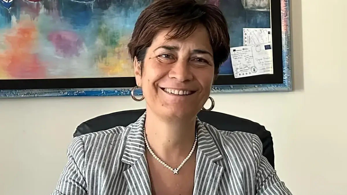 RELIGIONE E POLTRONE, SE IL PROVVEDITORATO GIOCA A SCACCHI COL MERITO: IL CASO DEI 165 DOCENTI E IL "GIALLO" DEL CAMPANA