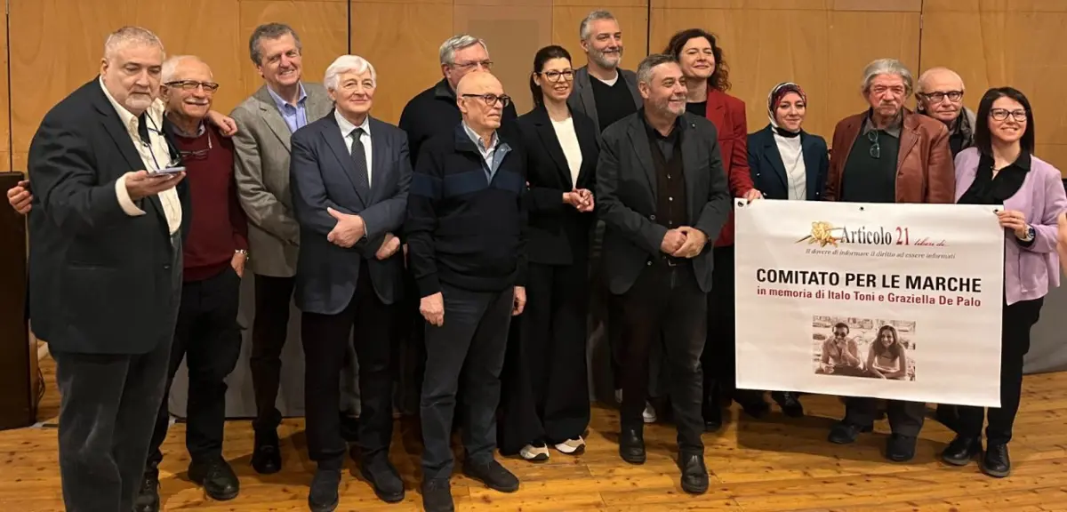 IL PREZZO DELLA VERITA' VALE 5€, QUANTO UN COPIA E INCOLLA... E LE BELLE MA VUOTE PAROLE DELL'ORDINE