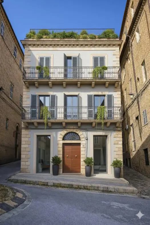 EX ECA, DA RUDERE A RISORSA: LA SFIDA PER L'ABITAZIONE SOSTENIBILE DELLE GIOVANI COPPIE