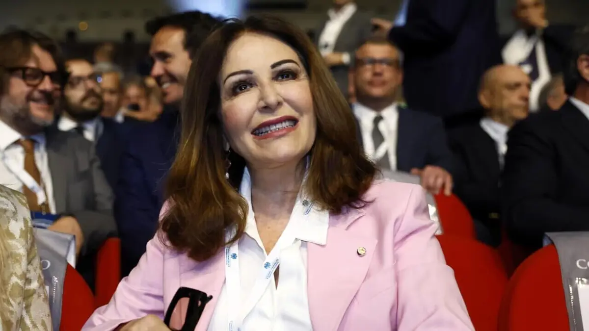 DESTINI INCROCIATI 2028: ANCONA INCASSA UN MILIONE PER LA CULTURA, OSIMO NE SPENDE 40.000 PER FARSI CHIAMARE CITTA' DELLO SPORT