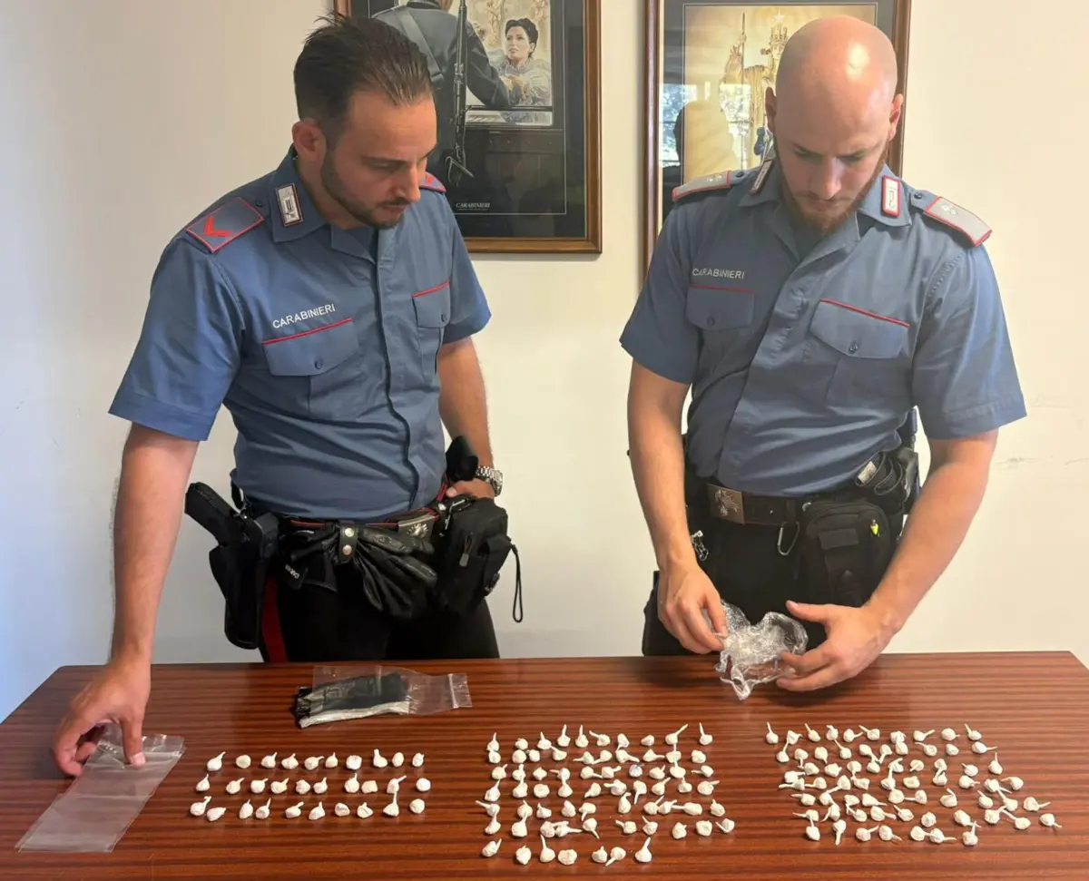 IL NORM NON VA IN VACANZA: DOPO LORETO, BLITZ BIS A JESI! IN MANETTE UN "SOLDATINO" DELLA COCA